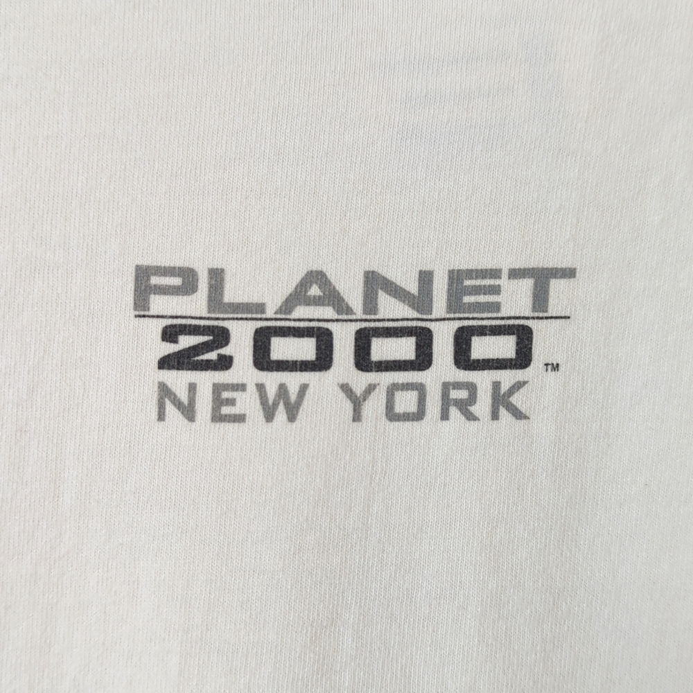 Planet Hollywood 2000 Y2K Vintage New York Graphic Short Sleeve Crewneck T-shirt - Picture 11 of 11